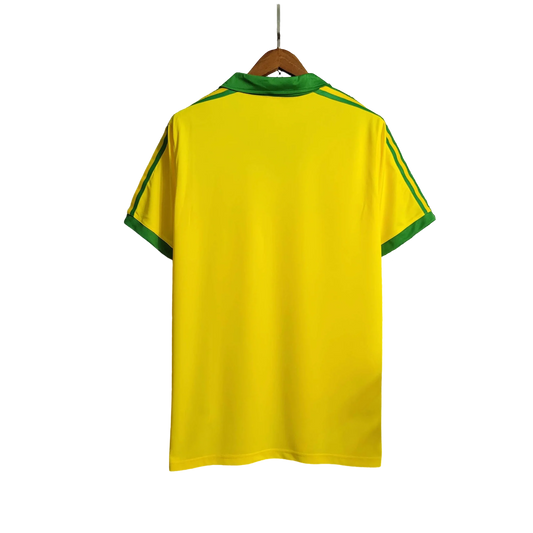 https://cdn.shopify.com/s/files/1/0826/7228/8075/files/19791980-brazil-home-retro-kit-classickits433-386288.webp?v=1741198770
