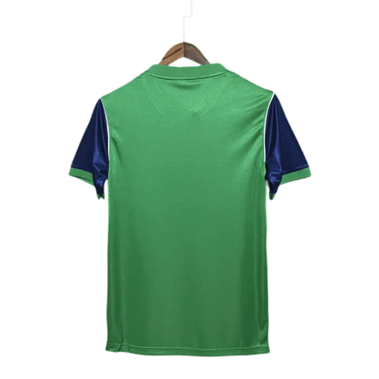https://cdn.shopify.com/s/files/1/0826/7228/8075/files/19821983-arsenal-jvc-green-away-retro-kit-classickits433-502540.webp?v=1741199317