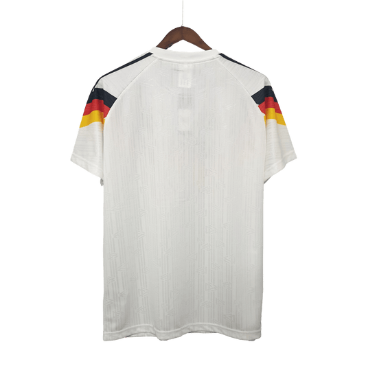 https://cdn.shopify.com/s/files/1/0826/7228/8075/files/1988-germany-euro-home-retro-kit-classickits433-504954.png?v=1741197058