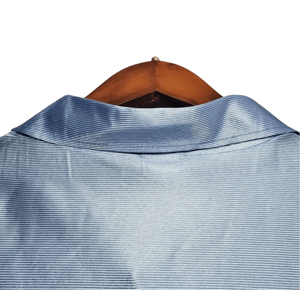 https://cdn.shopify.com/s/files/1/0826/7228/8075/files/19901991-napoli-mars-home-retro-kit-classickits433-856493.webp?v=1741198899