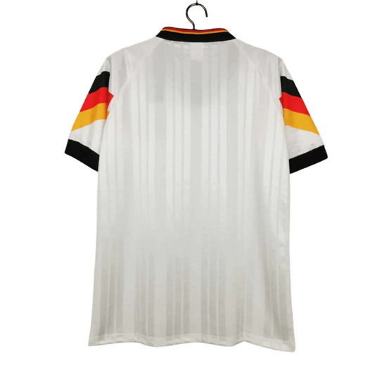 https://cdn.shopify.com/s/files/1/0826/7228/8075/files/1992-germany-home-retro-kit-797603.webp?v=1741197044