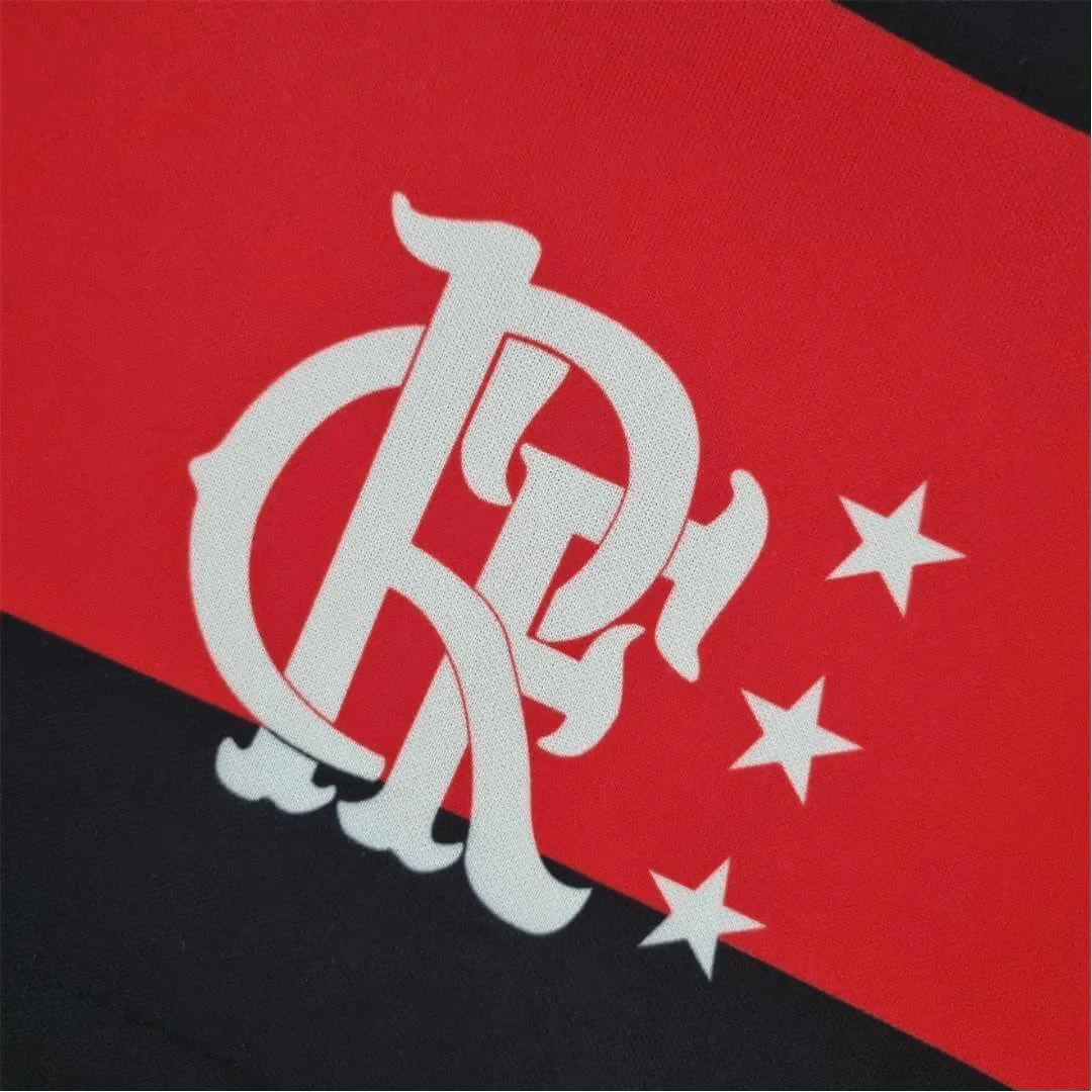 https://cdn.shopify.com/s/files/1/0826/7228/8075/files/19921993-flamengo-lubrax-home-retro-jersey-783574.webp?v=1741197156