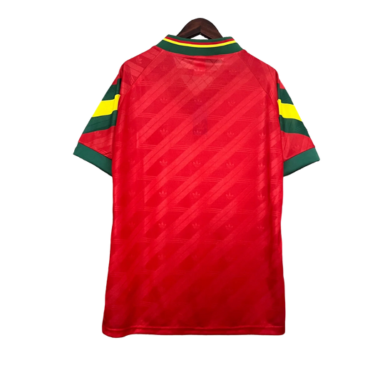 https://cdn.shopify.com/s/files/1/0826/7228/8075/files/19921994-portugal-home-retro-jersey-161570.webp?v=1741198516