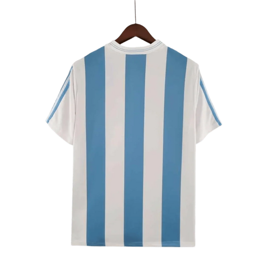 https://cdn.shopify.com/s/files/1/0826/7228/8075/files/1993-argentina-home-retro-kit-479832.webp?v=1741197162