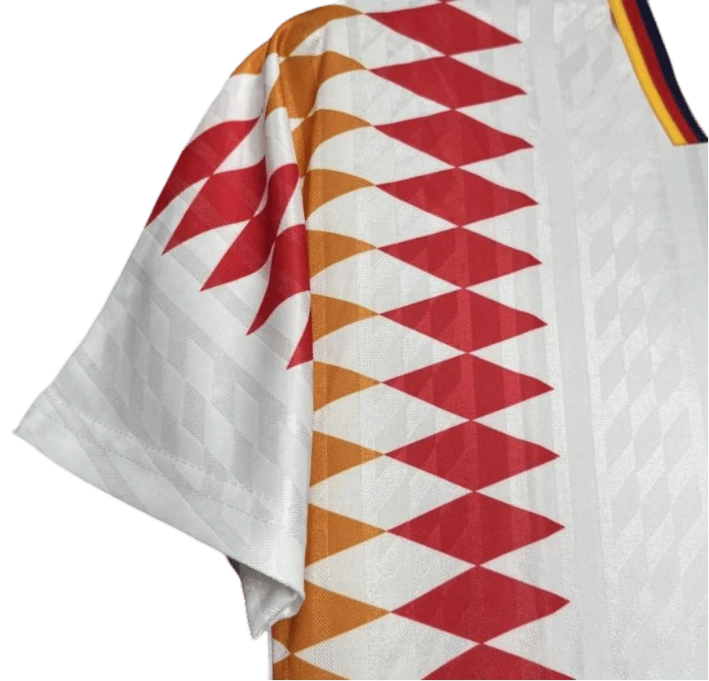 https://cdn.shopify.com/s/files/1/0826/7228/8075/files/1994-spain-world-cup-away-retro-kit-classickits433-868086.webp?v=1741198608