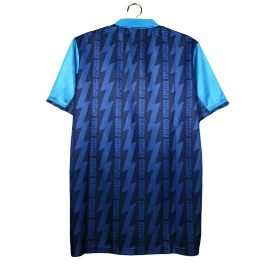 https://cdn.shopify.com/s/files/1/0826/7228/8075/files/19941995-arsenal-jvc-blue-away-retro-kit-classickits433-202074.webp?v=1741198352