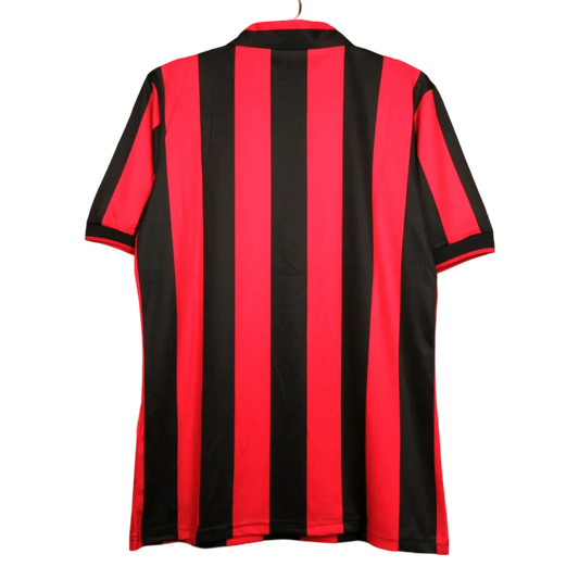 https://cdn.shopify.com/s/files/1/0826/7228/8075/files/19981999-ac-milan-mediolanum-home-retro-kit-337947.webp?v=1741197264