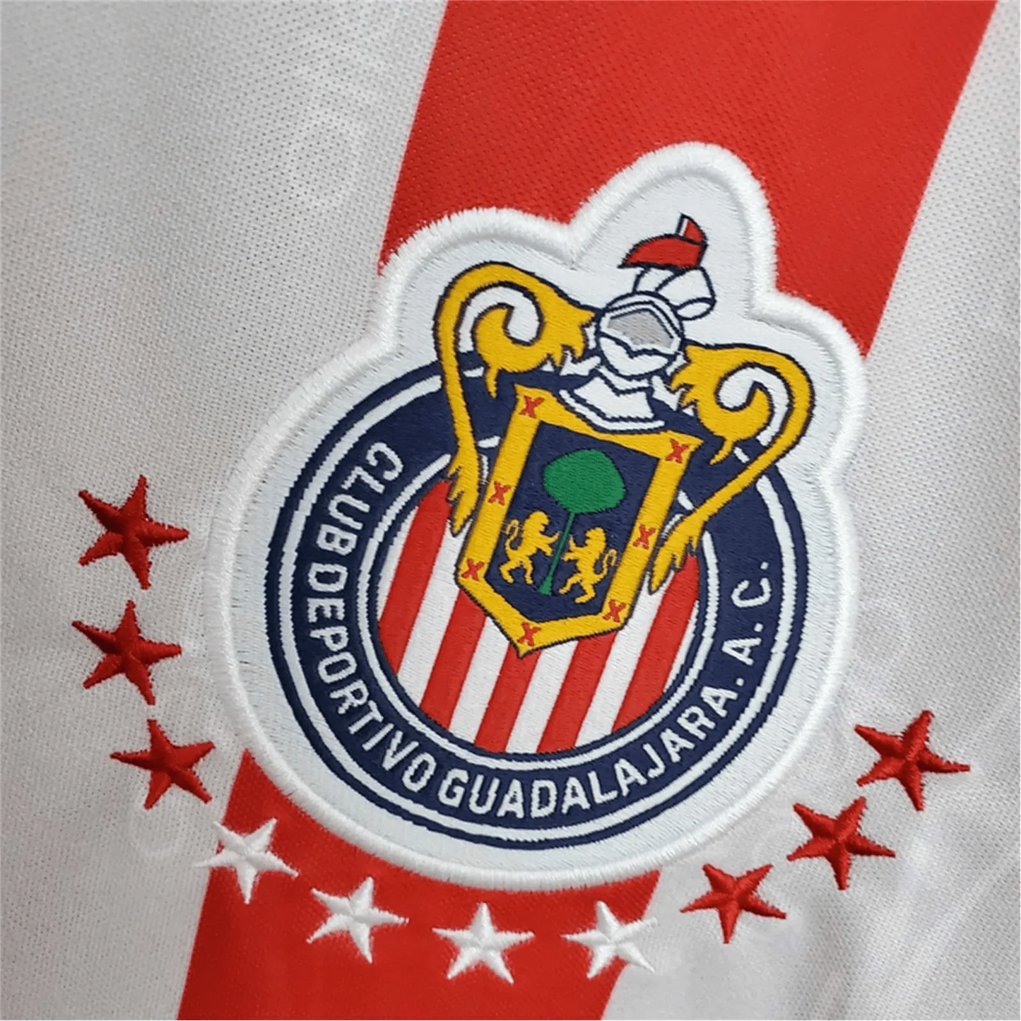 https://cdn.shopify.com/s/files/1/0826/7228/8075/files/19981999-chivas-guadalajara-coca-cola-home-retro-jersey-488598.webp?v=1741197186