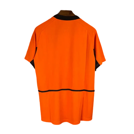 https://cdn.shopify.com/s/files/1/0826/7228/8075/files/2002-netherlands-home-retro-kit-147791.webp?v=1741196954