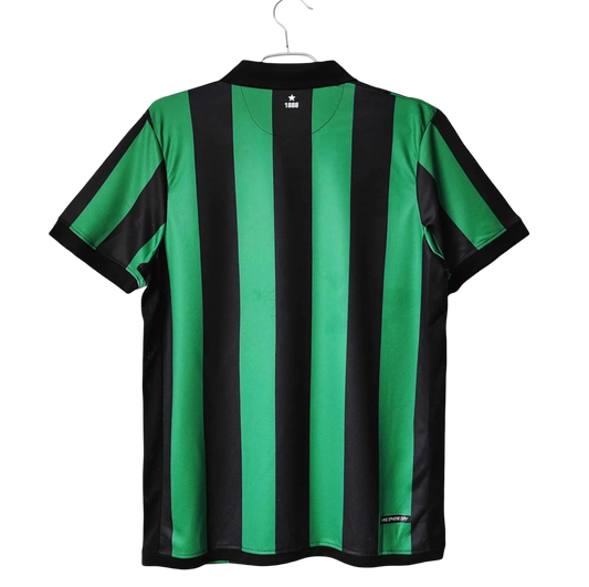 https://cdn.shopify.com/s/files/1/0826/7228/8075/files/20062007-glasgow-celtic-carling-away-retro-kit-classickits433-455089.webp?v=1741198304