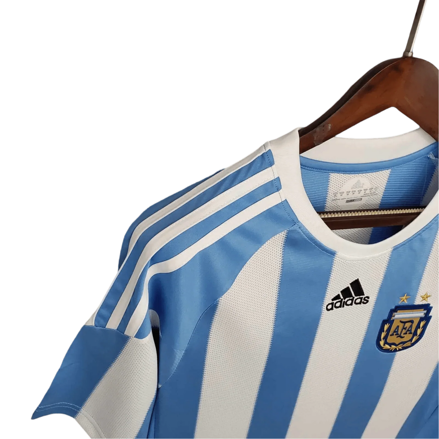 https://cdn.shopify.com/s/files/1/0826/7228/8075/files/2010-argentina-home-retro-kit-156681.webp?v=1741197280