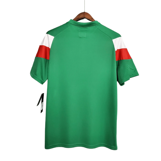 https://cdn.shopify.com/s/files/1/0826/7228/8075/files/20112012-athletic-bilbao-petronor-away-retro-kit-classickits433-503684.webp?v=1741198351
