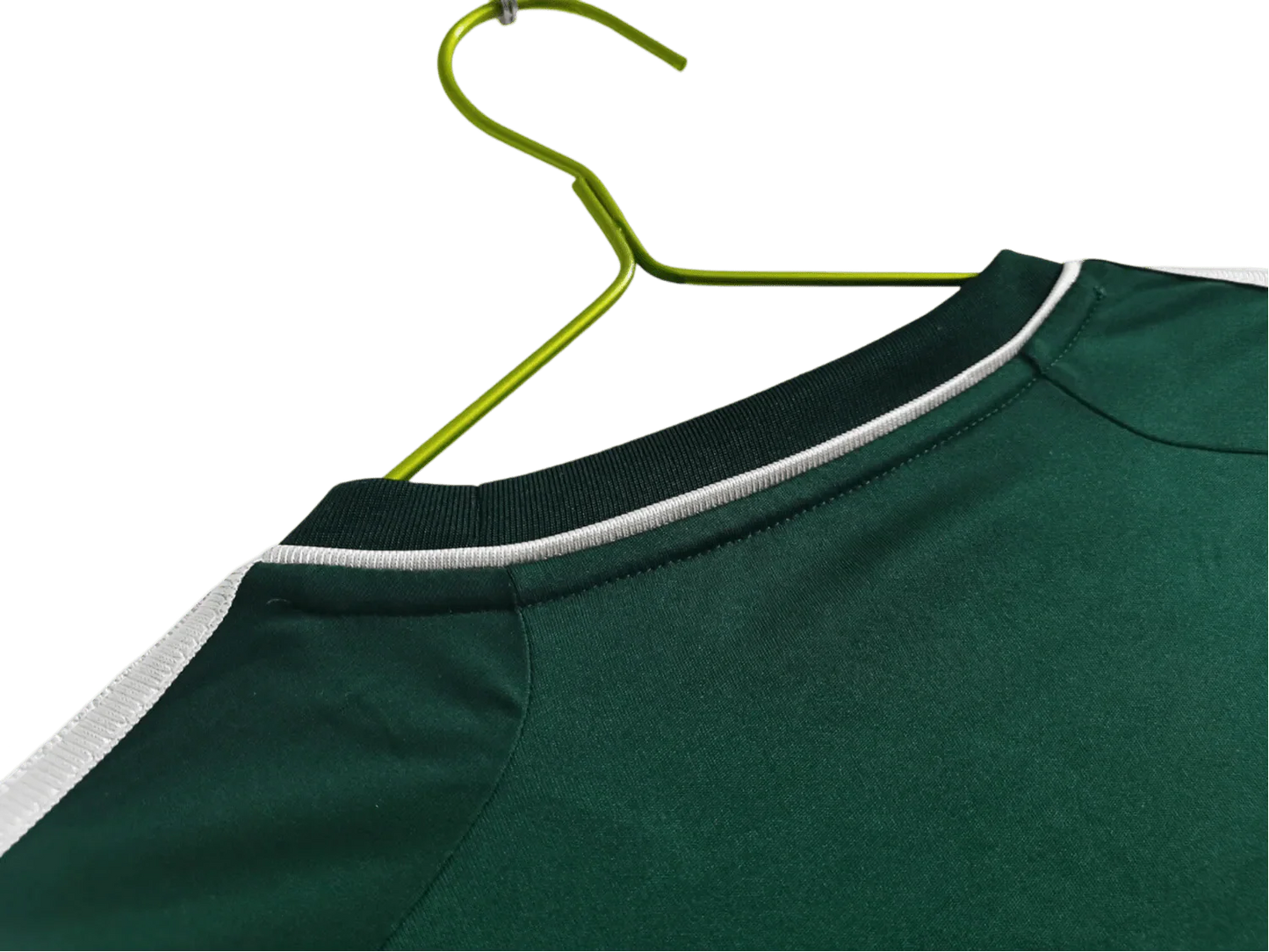 https://cdn.shopify.com/s/files/1/0826/7228/8075/files/20122013-real-madrid-bwin-3rd-green-retro-kit-930770.webp?v=1741197482