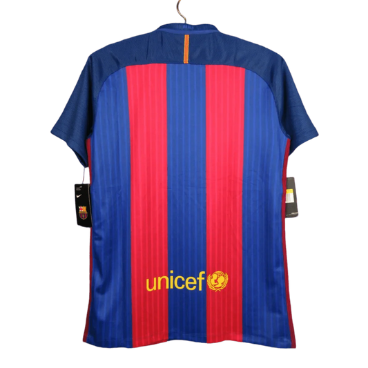https://cdn.shopify.com/s/files/1/0826/7228/8075/files/20162017-fc-barcelona-qatar-airways-home-retro-kit-266946.webp?v=1741197478