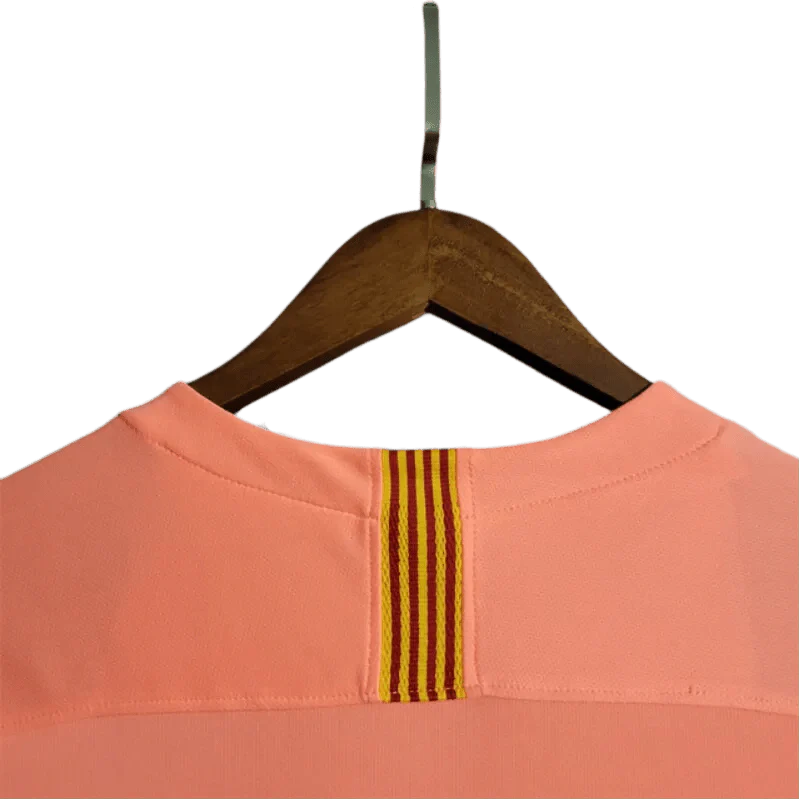 https://cdn.shopify.com/s/files/1/0826/7228/8075/files/20192020-fc-barcelona-rakuten-away-2nd-retro-kit-classickits433-187446.webp?v=1741197541
