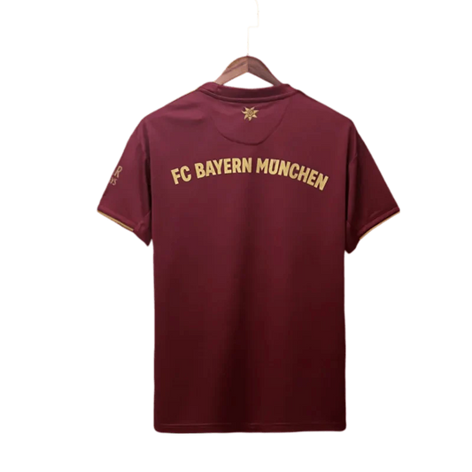 https://cdn.shopify.com/s/files/1/0826/7228/8075/files/20232024-bayern-munich-limited-edition-red-oktoberfest-kit-fan-version-classickits433-952322.webp?v=1741198463