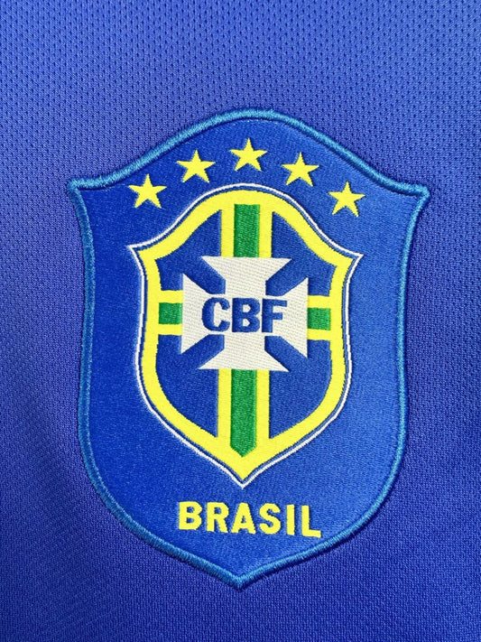 https://cdn.shopify.com/s/files/1/0891/1768/8155/files/BrazilAwayshirt2006-logo.jpg?v=1740564355