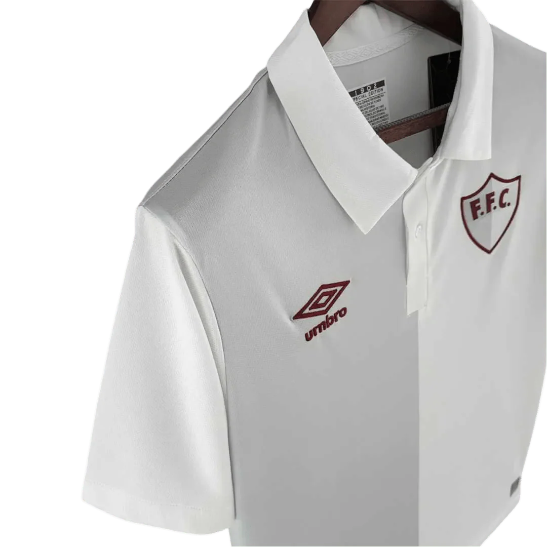 https://cdn.shopify.com/s/files/1/0826/7228/8075/files/120th-anniversary-fluminense-betano-white-grey-retro-kit-894425.webp?v=1741197185
