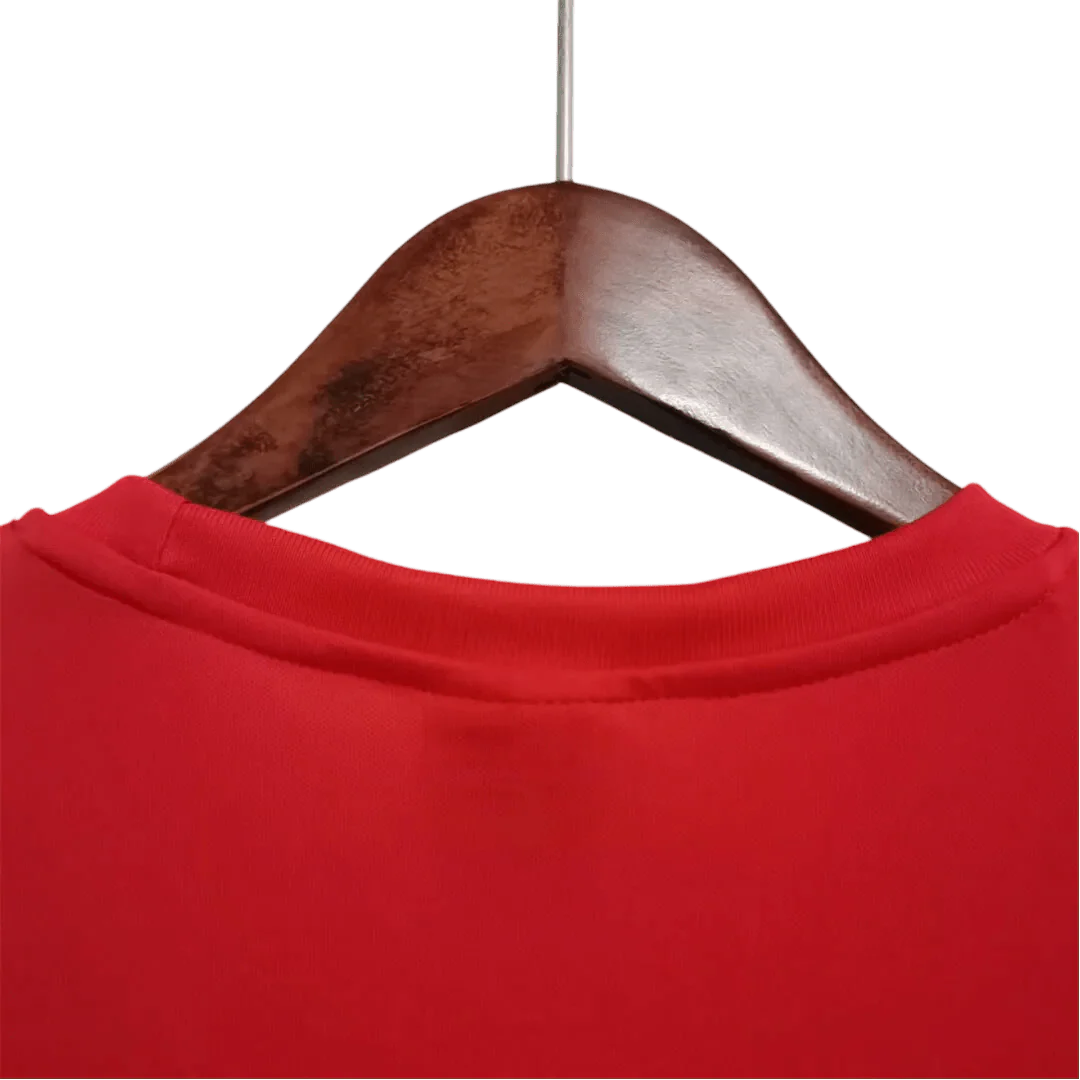 https://cdn.shopify.com/s/files/1/0826/7228/8075/files/1966-england-away-retro-kit-998259.webp?v=1741196947