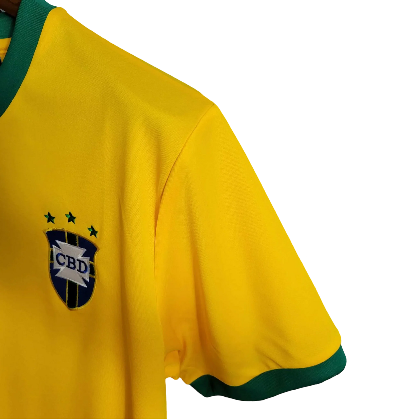 https://cdn.shopify.com/s/files/1/0826/7228/8075/files/1970-brazil-home-retro-kit-466026.webp?v=1741196952