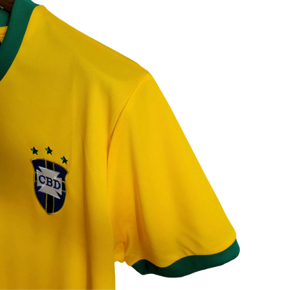 https://cdn.shopify.com/s/files/1/0826/7228/8075/files/1970-brazil-home-retro-kit-466026.webp?v=1741196952