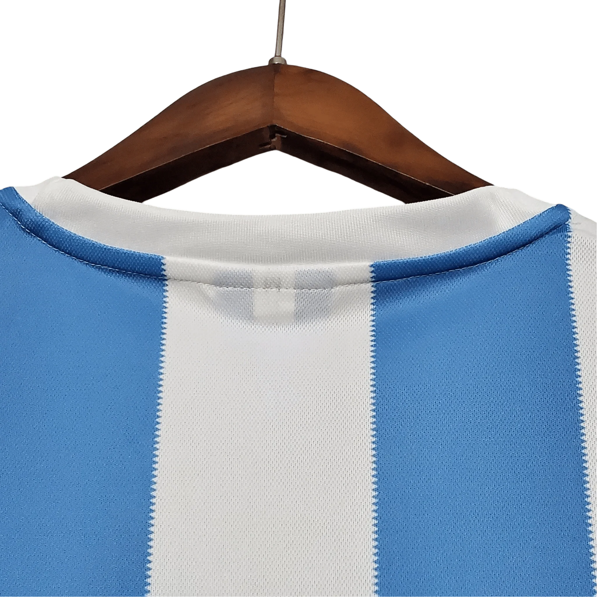 https://cdn.shopify.com/s/files/1/0826/7228/8075/files/1978-argentina-world-cup-home-retro-kit-classickits433-275623.webp?v=1741198768