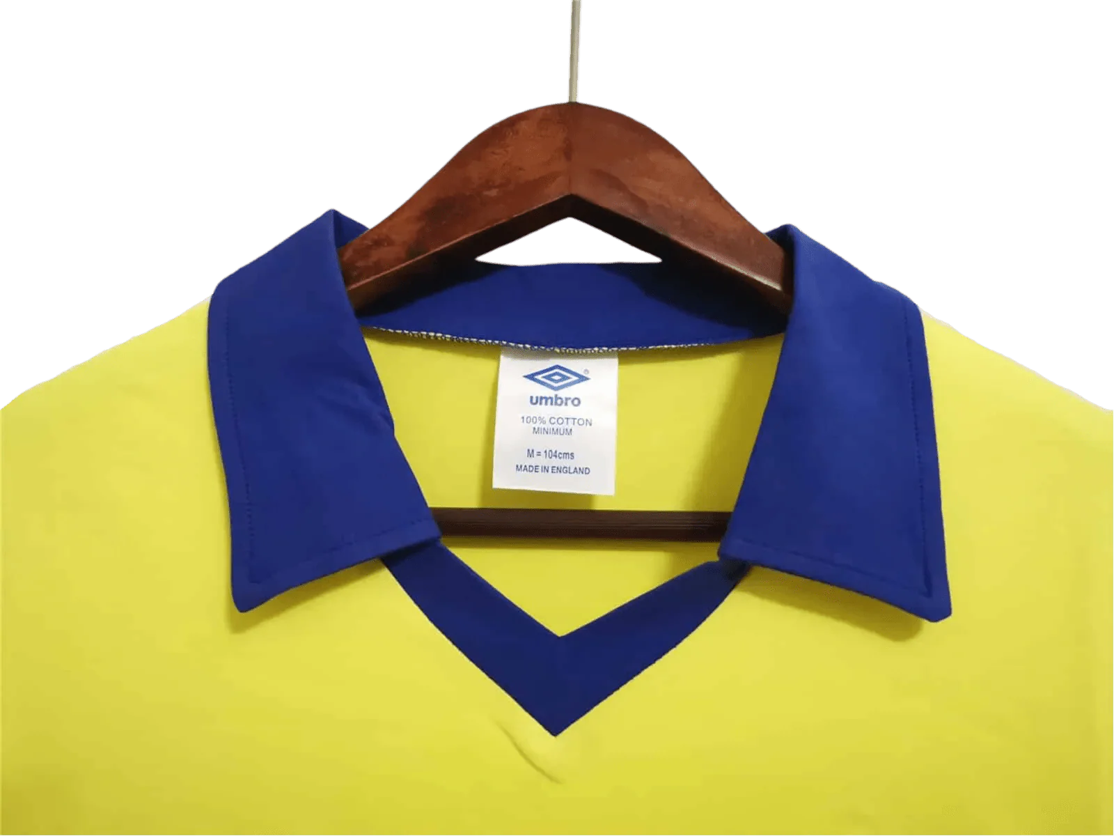 https://cdn.shopify.com/s/files/1/0826/7228/8075/files/1979-arsenal-fa-cup-final-retro-kit-classickits433-933503.webp?v=1741198352