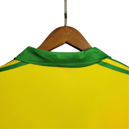 https://cdn.shopify.com/s/files/1/0826/7228/8075/files/19791980-brazil-home-retro-kit-classickits433-258598.webp?v=1741198769