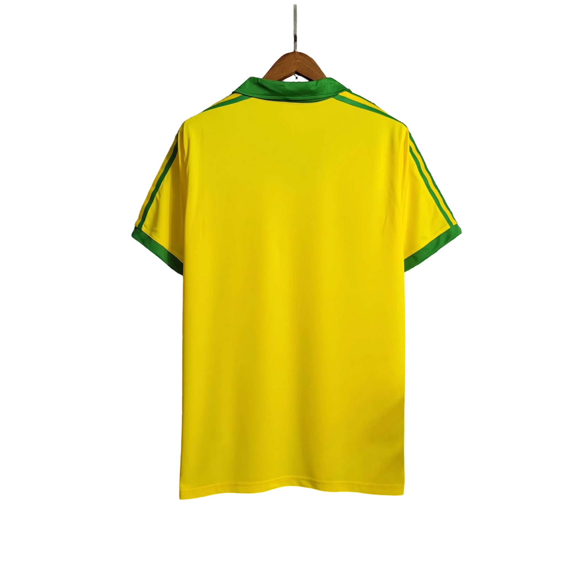 https://cdn.shopify.com/s/files/1/0826/7228/8075/files/19791980-brazil-home-retro-kit-classickits433-386288.webp?v=1741198770