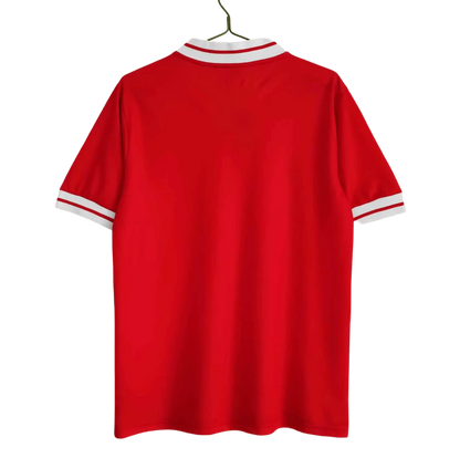 https://cdn.shopify.com/s/files/1/0826/7228/8075/files/19811984-liverpool-home-retro-kit-classickits433-616598.webp?v=1741199195