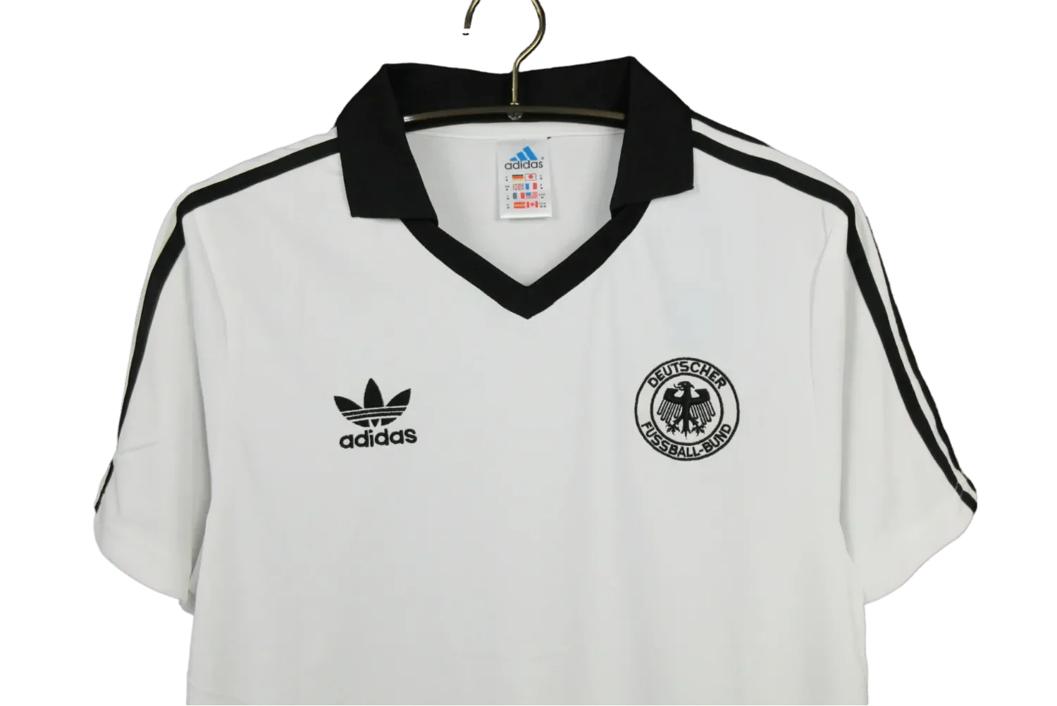 https://cdn.shopify.com/s/files/1/0826/7228/8075/files/1982-germany-home-retro-kit-582553.webp?v=1741197028