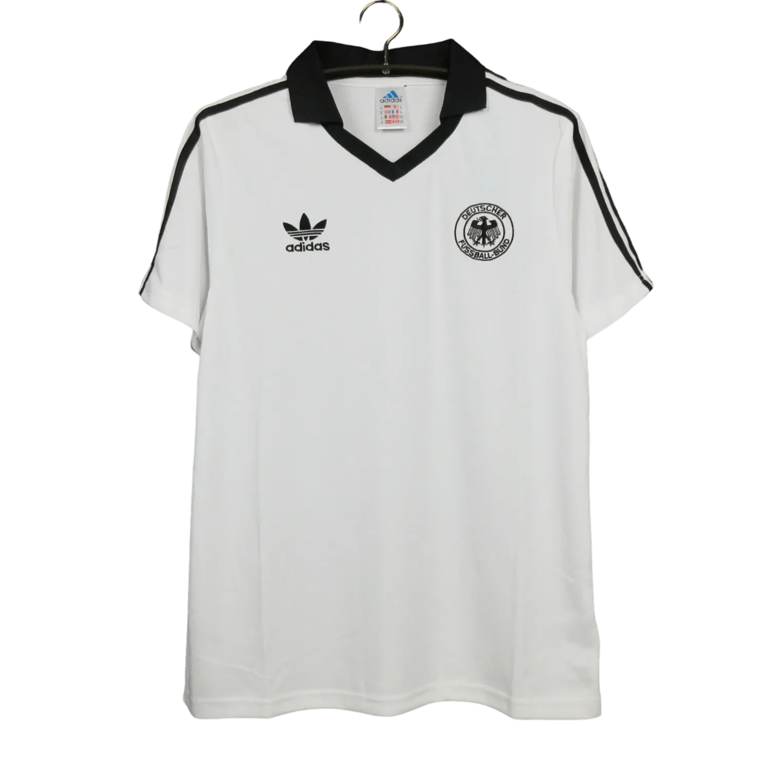 https://cdn.shopify.com/s/files/1/0826/7228/8075/files/1982-germany-home-retro-kit-627778.webp?v=1741197028