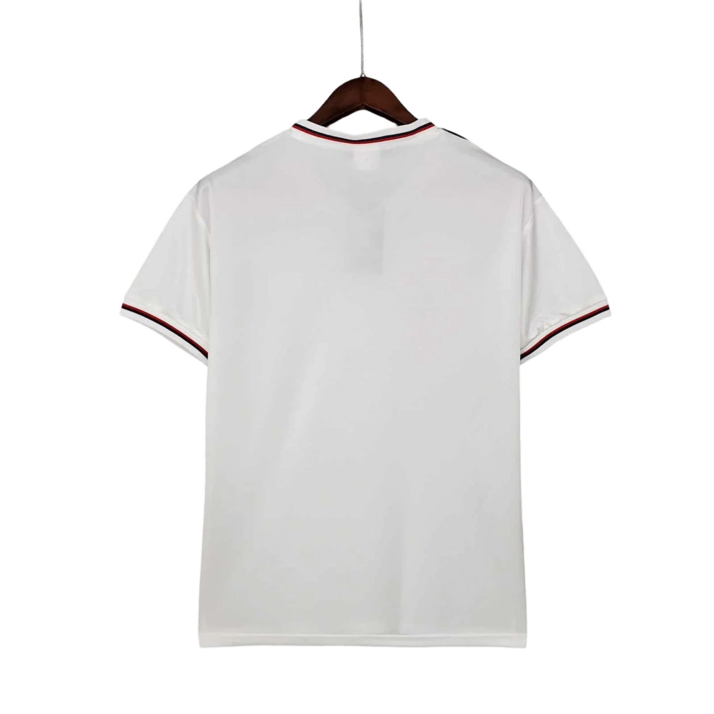 https://cdn.shopify.com/s/files/1/0826/7228/8075/files/19821983-england-home-retro-kit-classickits433-845993.webp?v=1741198462