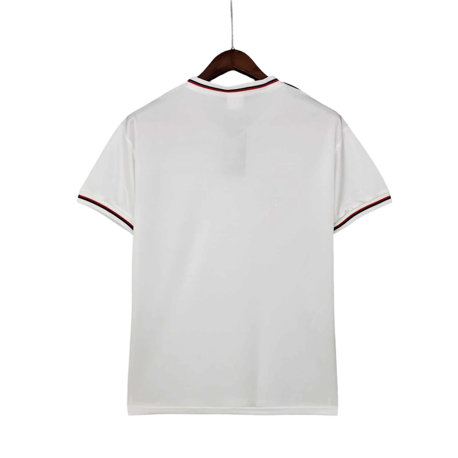https://cdn.shopify.com/s/files/1/0826/7228/8075/files/19821983-england-home-retro-kit-classickits433-845993.webp?v=1741198462