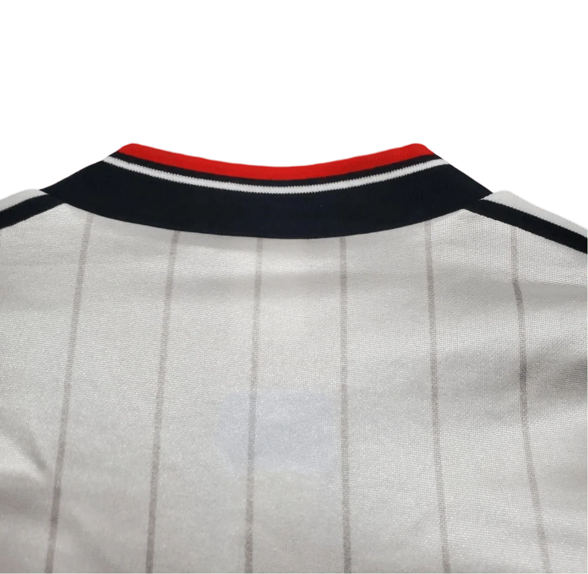https://cdn.shopify.com/s/files/1/0826/7228/8075/files/19831984-manchester-united-sharp-fa-charity-shield-away-retro-kit-classickits433-984442.webp?v=1741199140