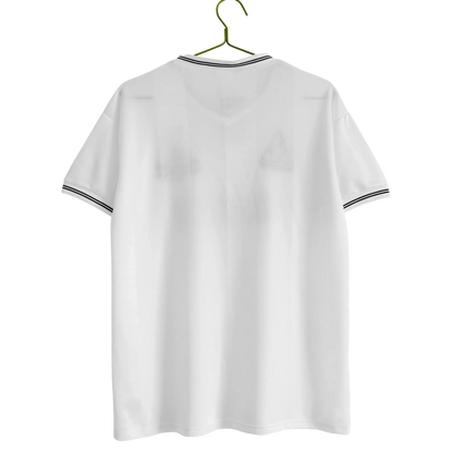 https://cdn.shopify.com/s/files/1/0826/7228/8075/files/19831984-tottenham-hotspur-holsten-home-retro-kit-classickits433-246990.webp?v=1741198015