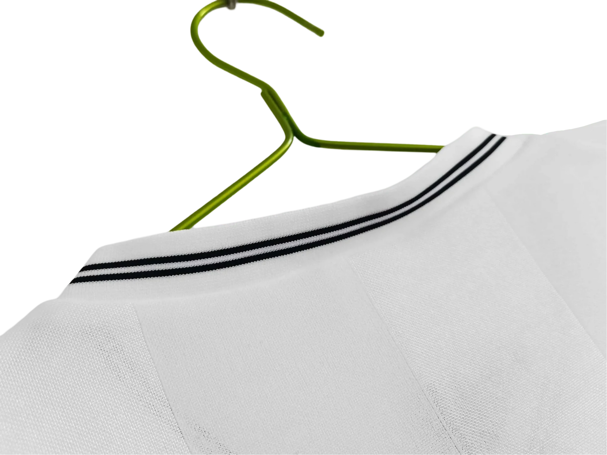 https://cdn.shopify.com/s/files/1/0826/7228/8075/files/19831984-tottenham-hotspur-holsten-home-retro-kit-classickits433-464998.webp?v=1741198012