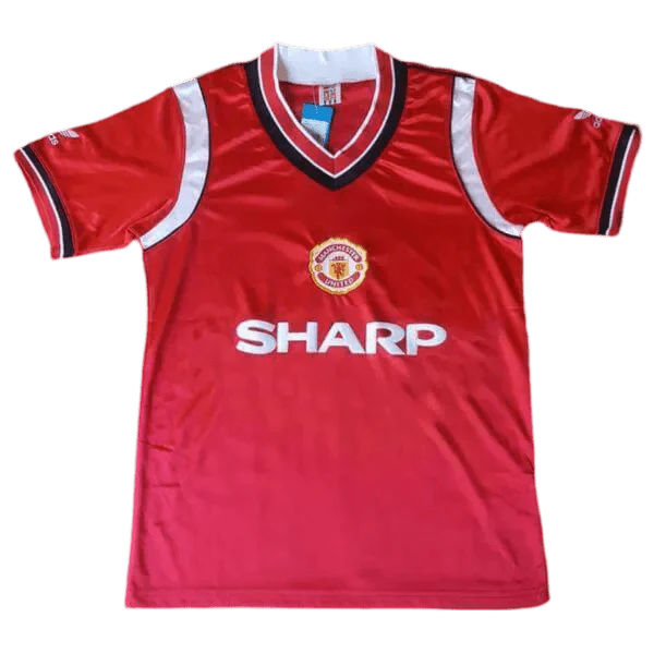 https://cdn.shopify.com/s/files/1/0826/7228/8075/files/19841986-manchester-united-sharp-home-retro-kit-classickits433-820701.webp?v=1741197613