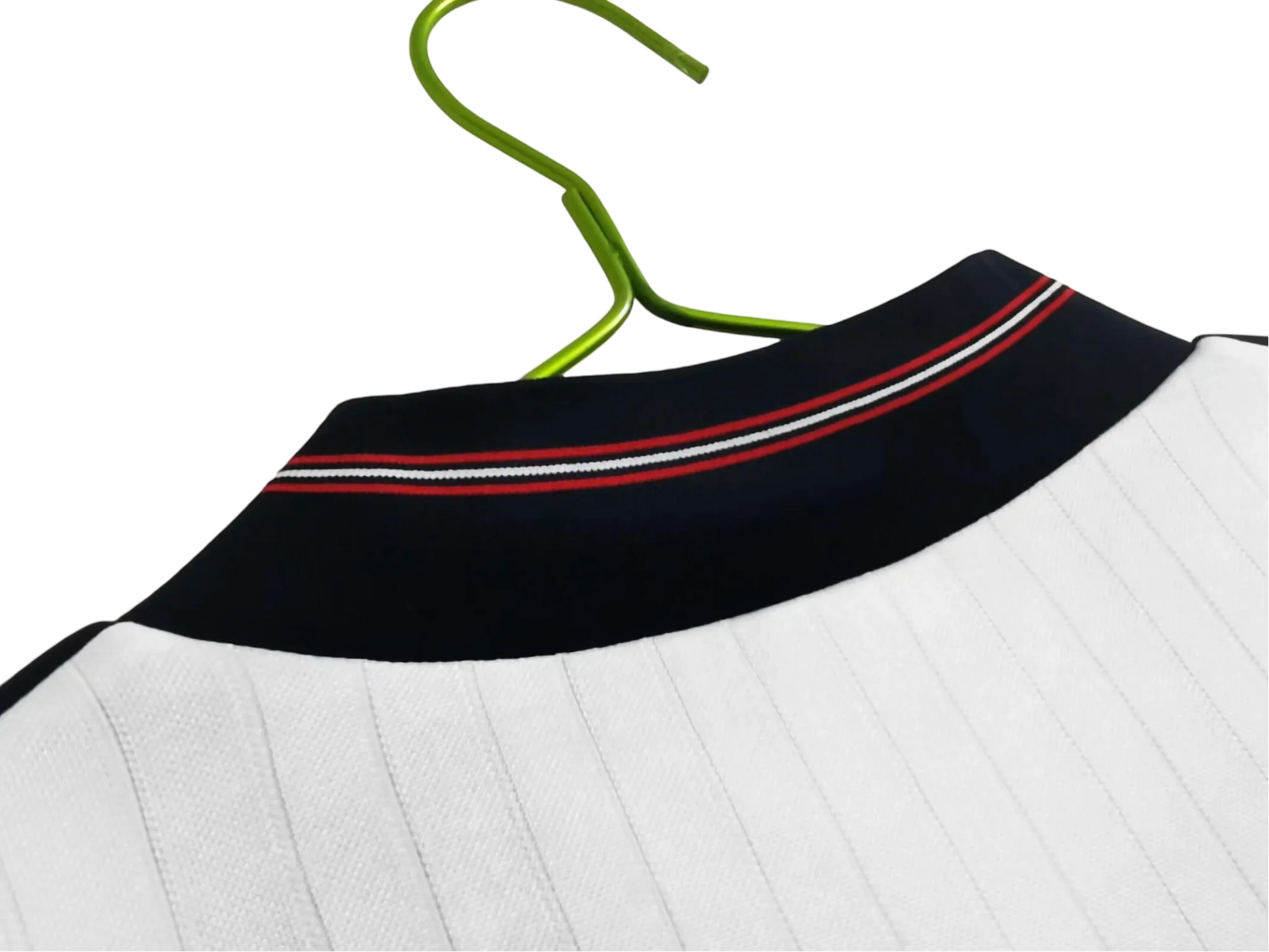 https://cdn.shopify.com/s/files/1/0826/7228/8075/files/19841987-england-home-retro-kit-102375.webp?v=1741196967
