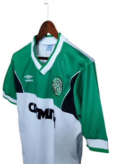 https://cdn.shopify.com/s/files/1/0826/7228/8075/files/19851986-glasgow-celtic-cr-smith-away-kit-classickits433-548151.webp?v=1741199131