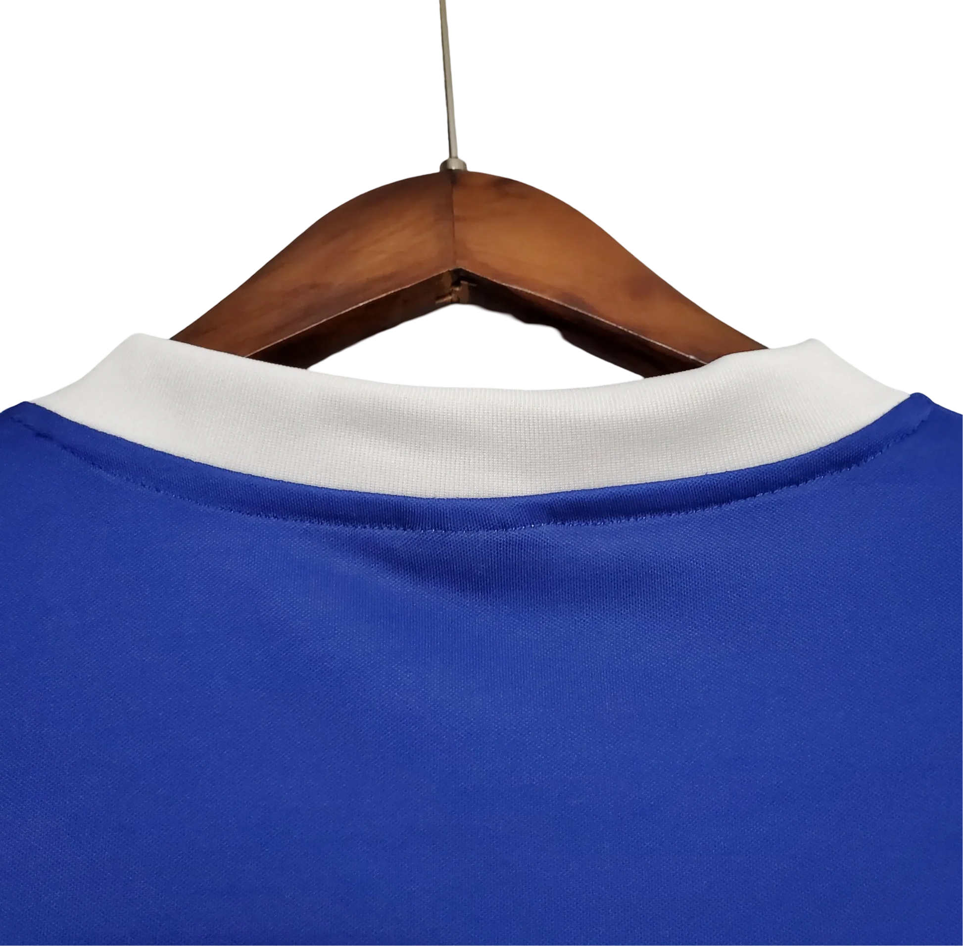 https://cdn.shopify.com/s/files/1/0826/7228/8075/files/1986-argentina-world-cup-away-retro-jersey-243234.webp?v=1741198515