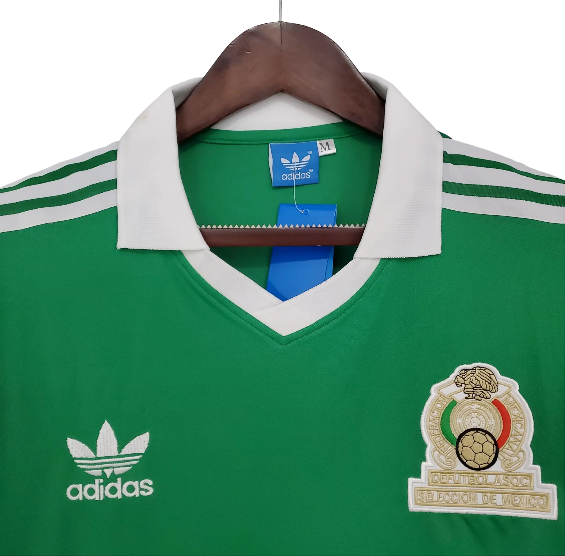https://cdn.shopify.com/s/files/1/0826/7228/8075/files/1986-mexico-world-cup-home-retro-jersey-350186.webp?v=1741198810