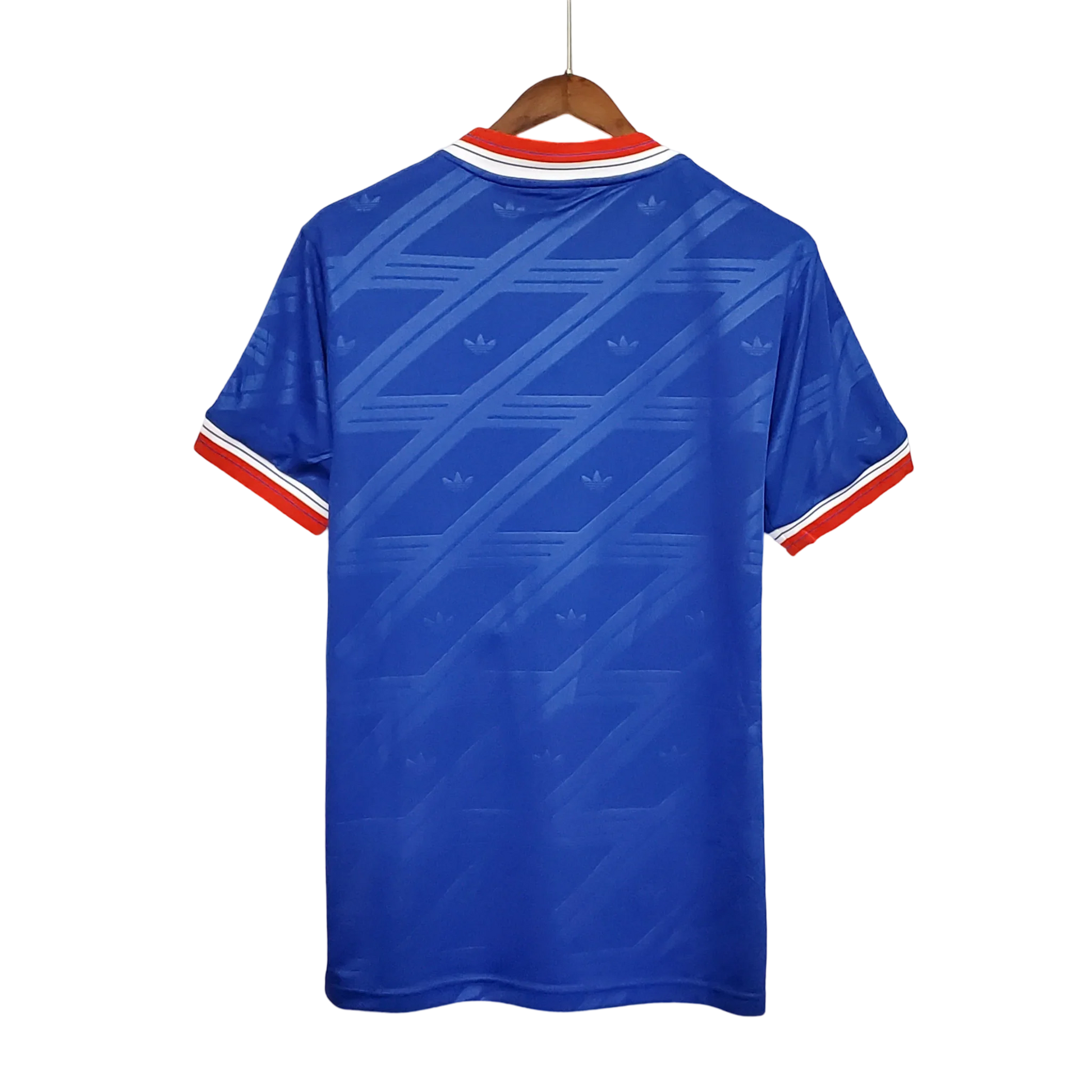 https://cdn.shopify.com/s/files/1/0826/7228/8075/files/19861988-manchester-united-sharp-away-retro-kit-classickits433-590705.webp?v=1741197673