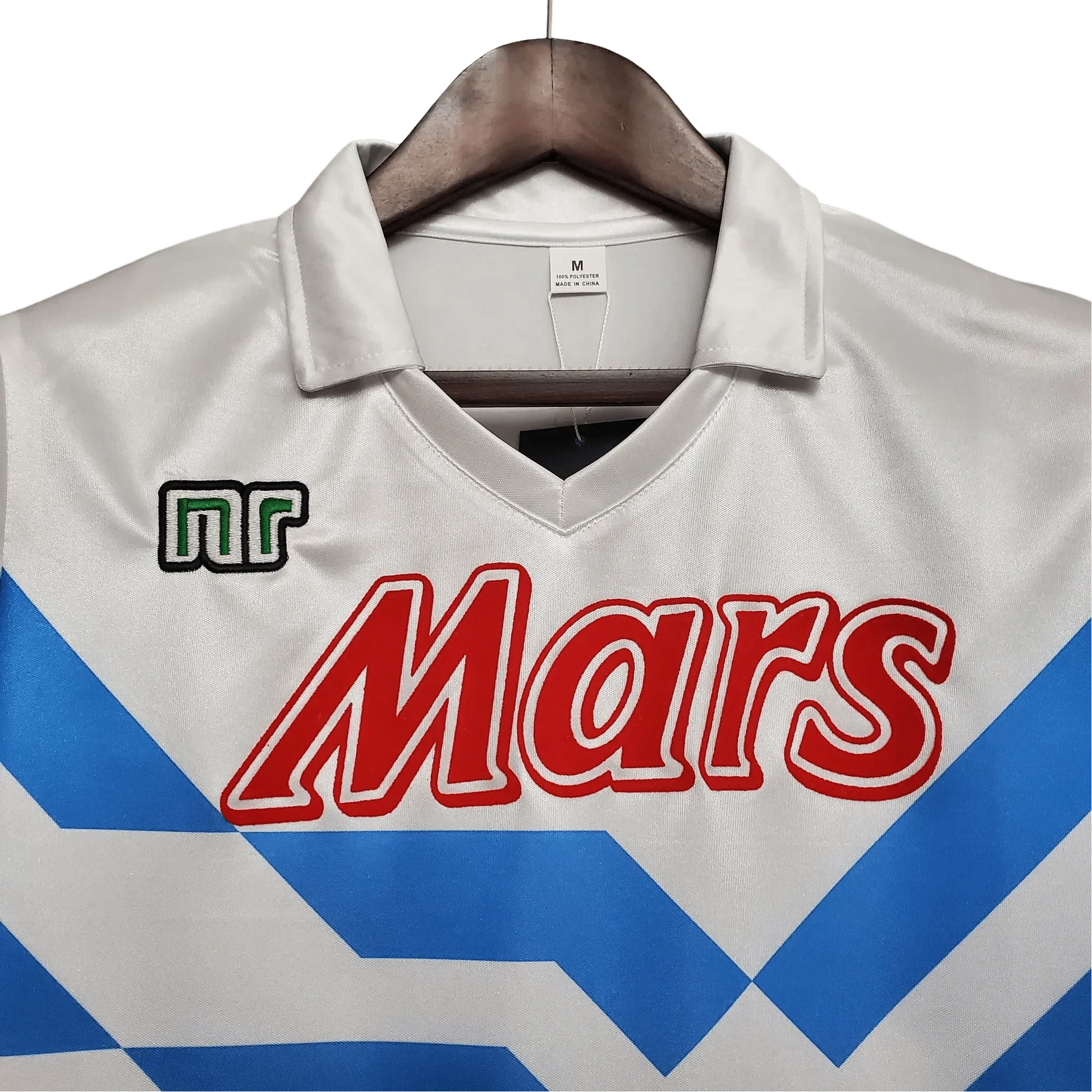 https://cdn.shopify.com/s/files/1/0826/7228/8075/files/1988-1989-napoli-mars-away-retro-kit-classickits433-232699.webp?v=1741198276