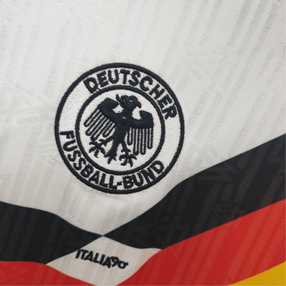 https://cdn.shopify.com/s/files/1/0826/7228/8075/files/1988-germany-euro-home-retro-kit-classickits433-370265.png?v=1741197060