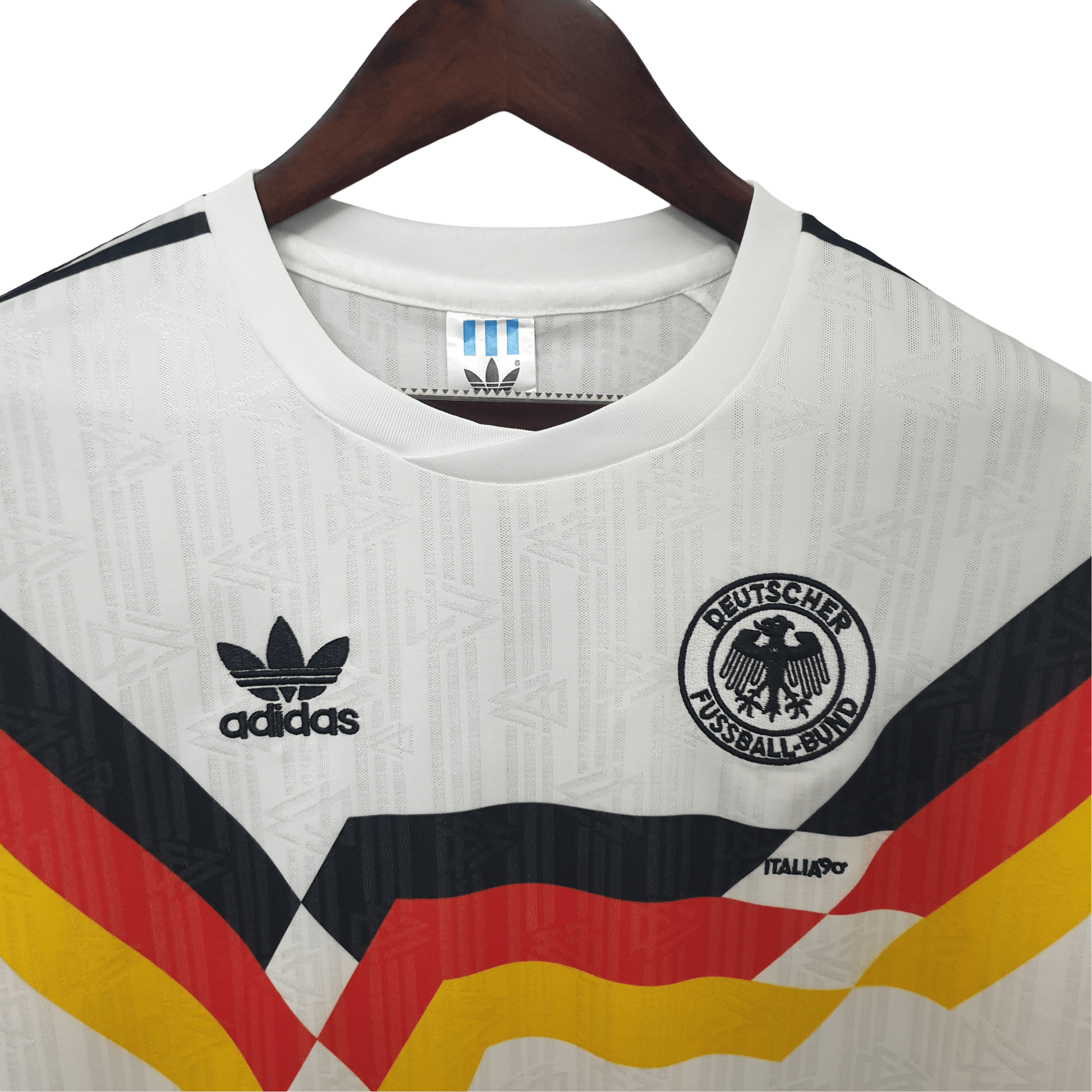 https://cdn.shopify.com/s/files/1/0826/7228/8075/files/1988-germany-euro-home-retro-kit-classickits433-532468.png?v=1741197058