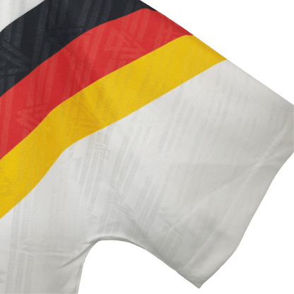 https://cdn.shopify.com/s/files/1/0826/7228/8075/files/1988-germany-euro-home-retro-kit-classickits433-768330.png?v=1741197059