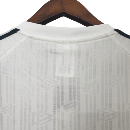 https://cdn.shopify.com/s/files/1/0826/7228/8075/files/1988-germany-euro-home-retro-kit-classickits433-895574.png?v=1741197060