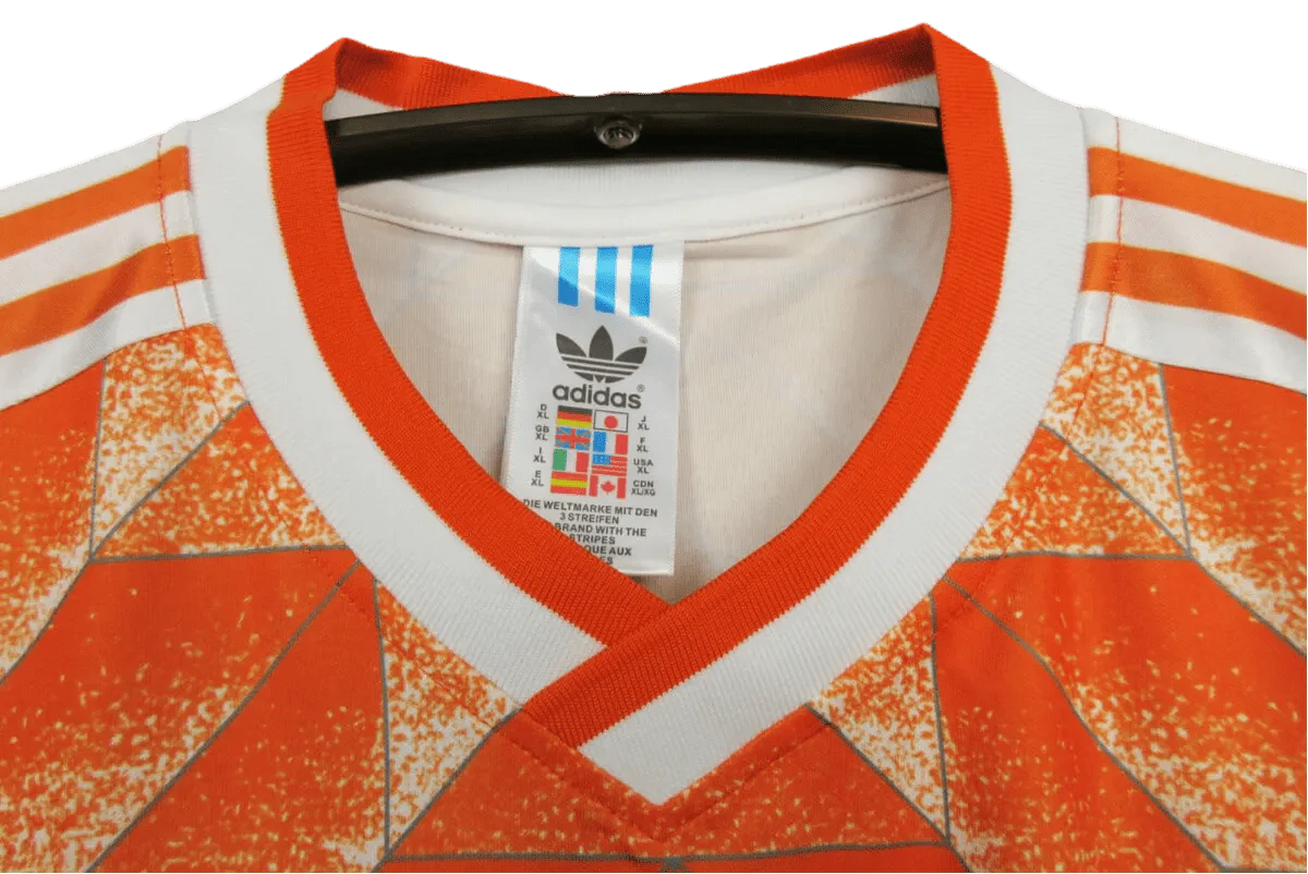 https://cdn.shopify.com/s/files/1/0826/7228/8075/files/1988-netherlands-home-retro-kit-518411.webp?v=1741197039