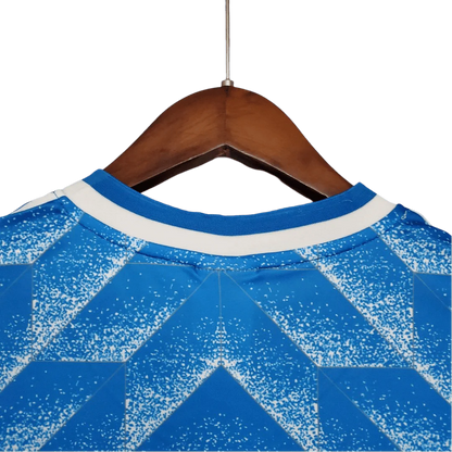 https://cdn.shopify.com/s/files/1/0826/7228/8075/files/19881989-netherlands-euro-away-retro-kit-classickits433-585964.webp?v=1741198793